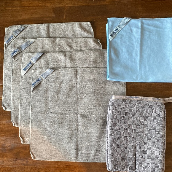 Norwex Other Norwex 4 Body Cloths Window Cloth 1 Bathroom Scrub Mit Poshmark